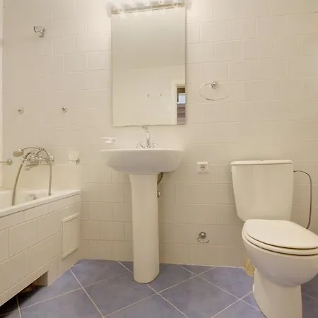 Old Town Apartment Вильнюс