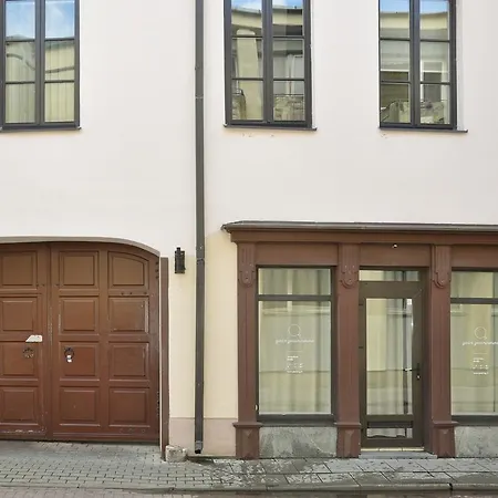 Old Town Apartment Апартаменты *